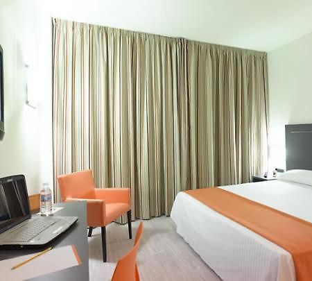 Hotel H2 Ávila Szoba fotó